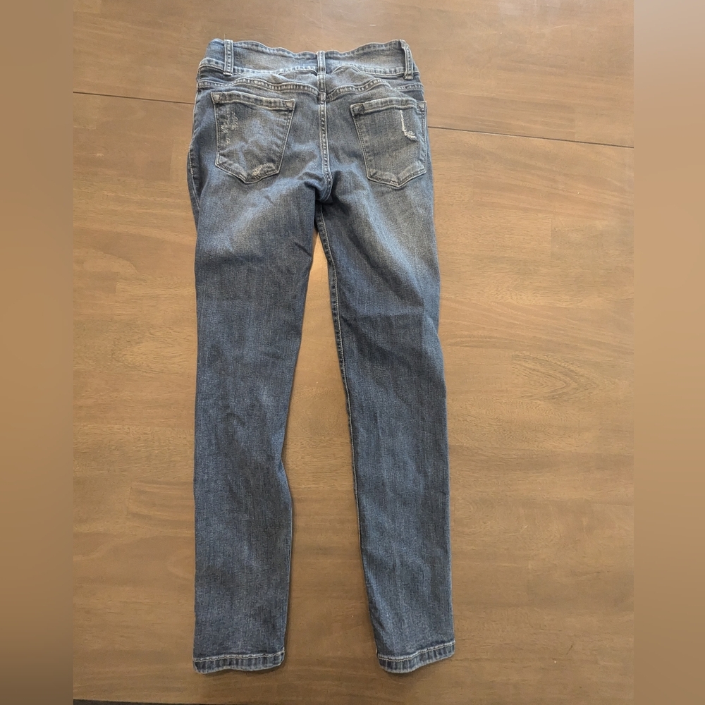 Kancan high rise distressed skinny jeans size 9/28
